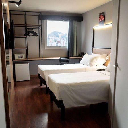 Hotel ibis Belo Horizonte Savassi Esterno foto