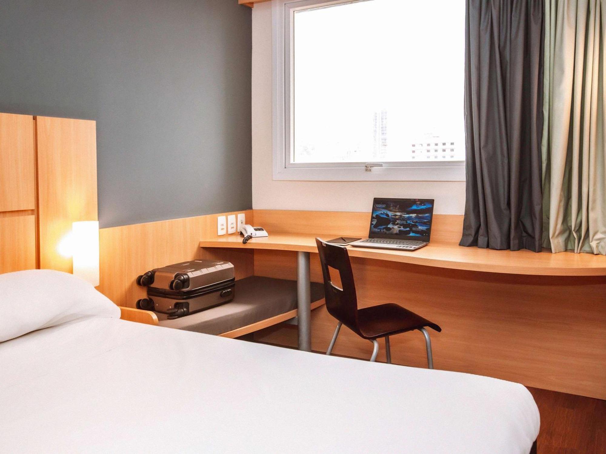 Hotel ibis Belo Horizonte Savassi Esterno foto