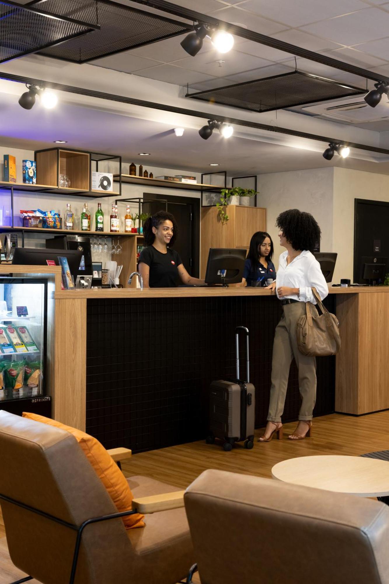 Hotel ibis Belo Horizonte Savassi Esterno foto