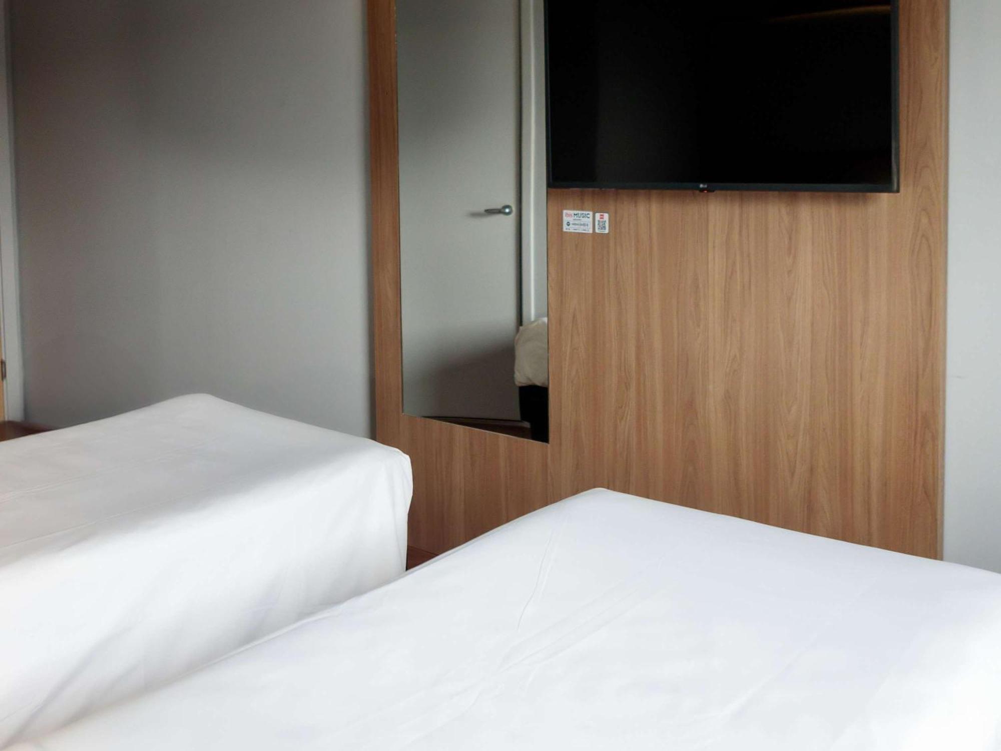 Hotel ibis Belo Horizonte Savassi Esterno foto