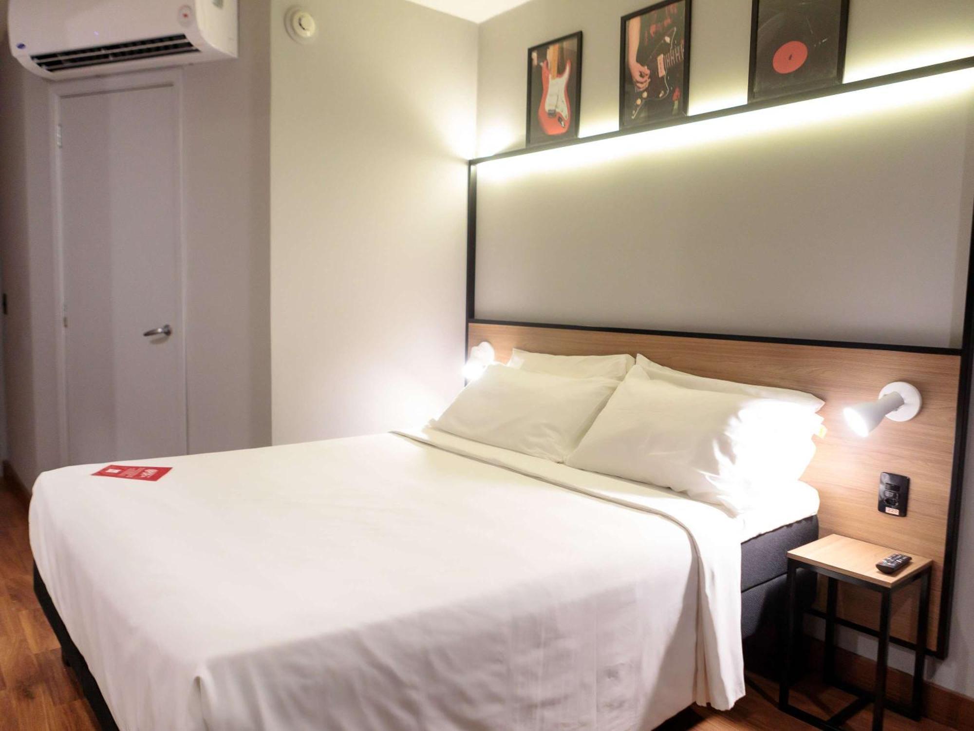Hotel ibis Belo Horizonte Savassi Esterno foto