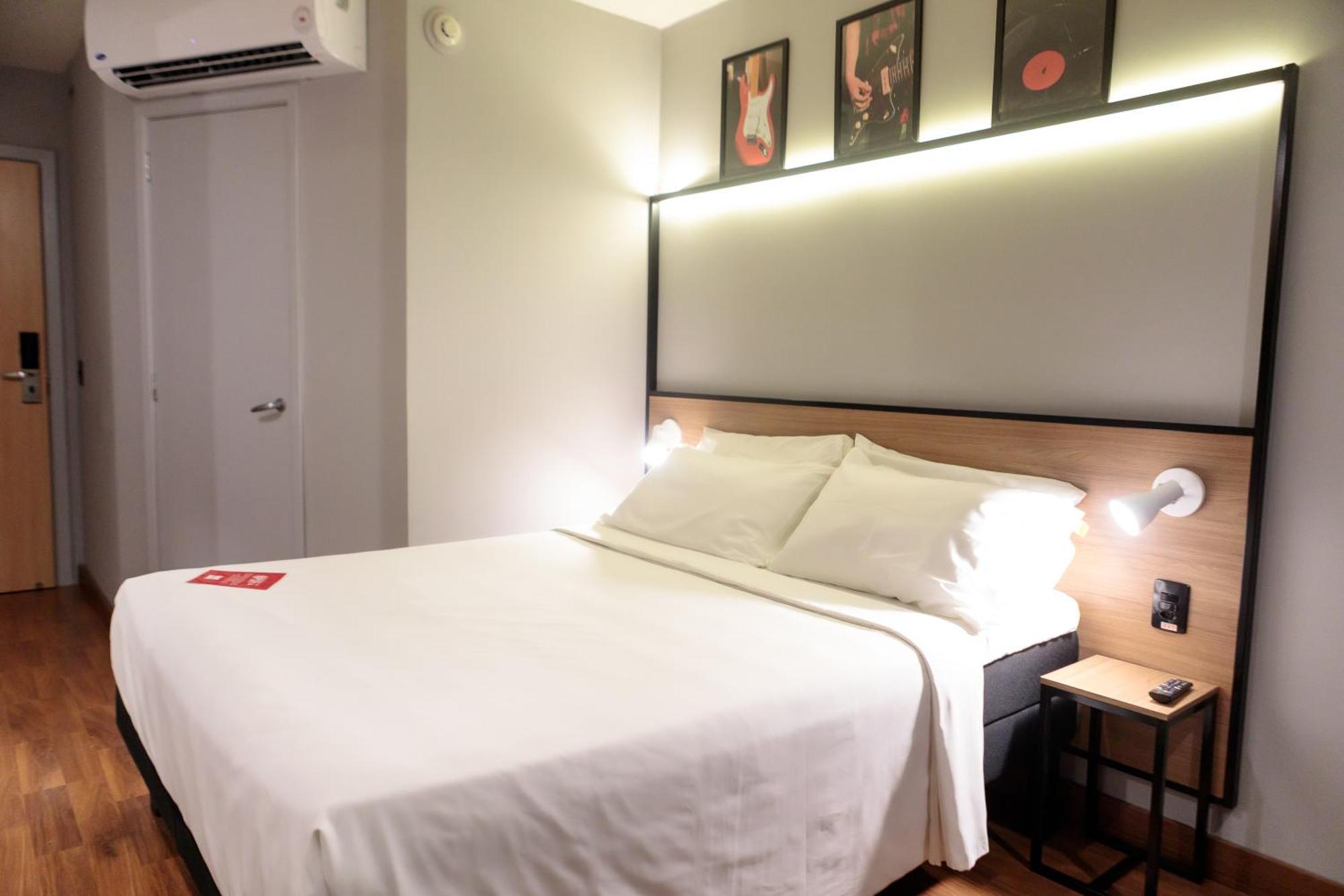 Hotel ibis Belo Horizonte Savassi Esterno foto